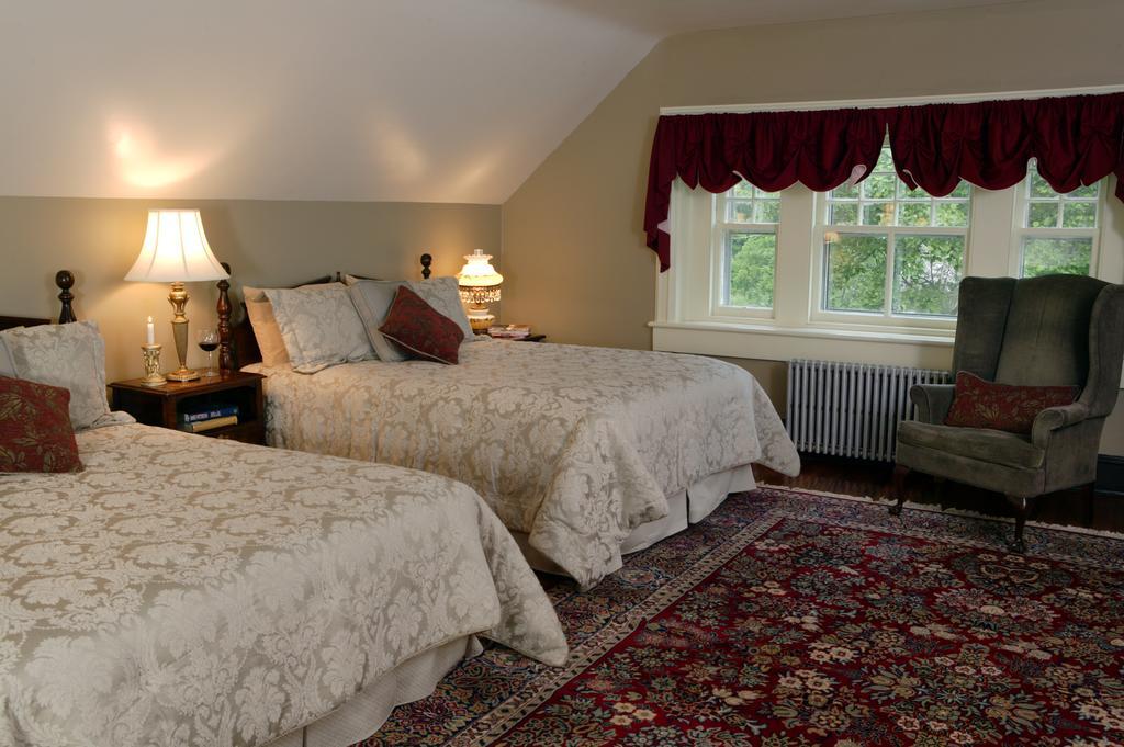 Cameron Estate Inn Mount Joy 外观 照片